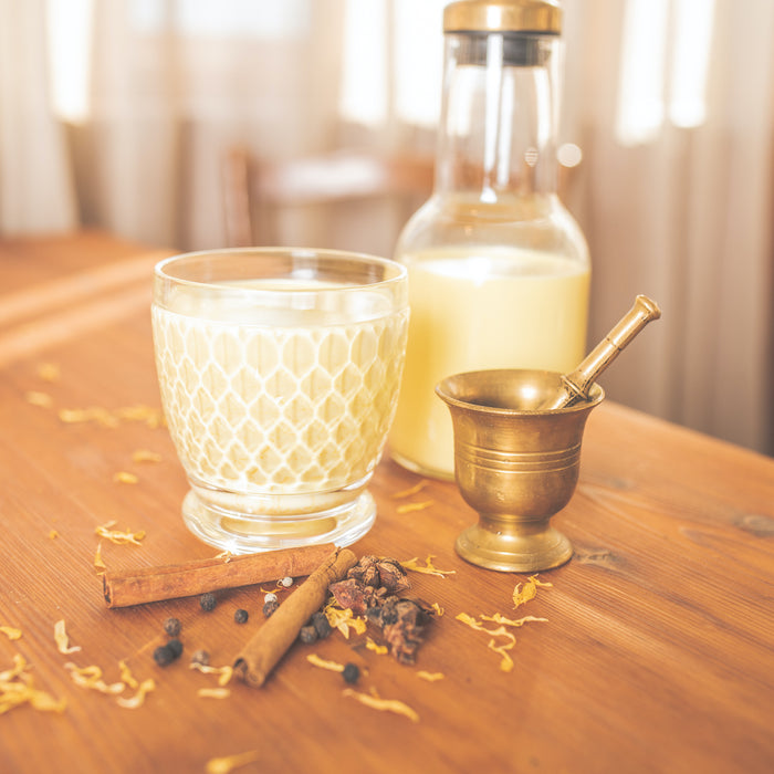 Goldene Milch
