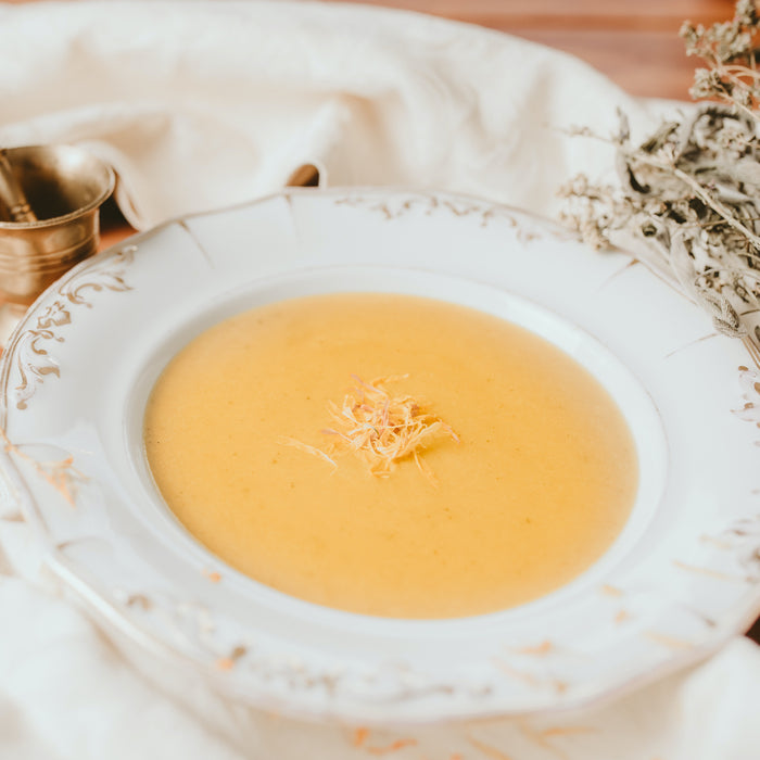 Bunte Karotten-Honig-Suppe