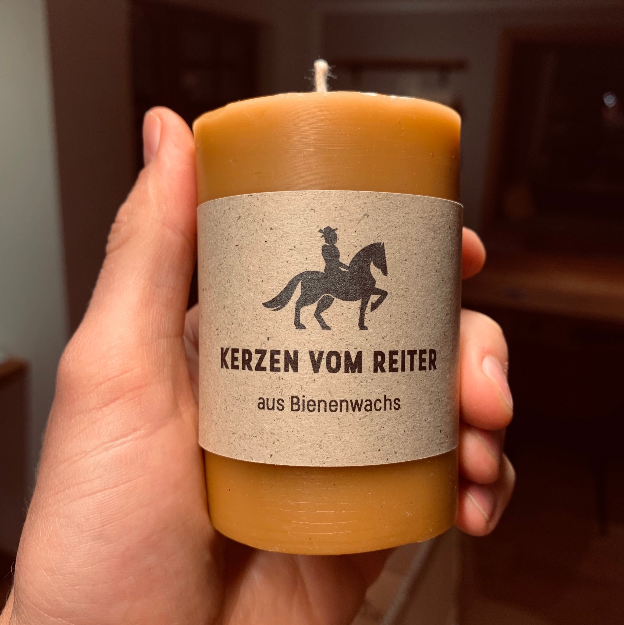 Kerze aus Bienenwachs